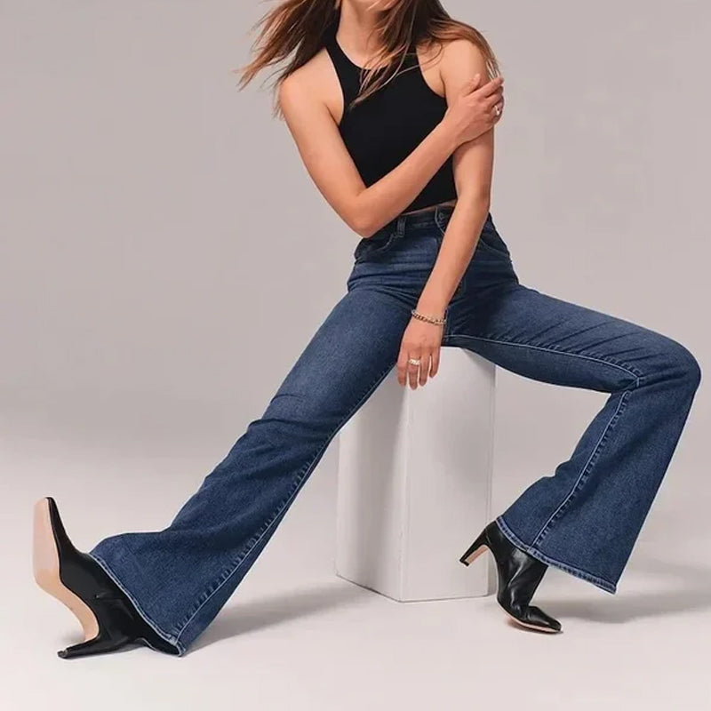 Ultrahohe Stretch-Flare-Jeans